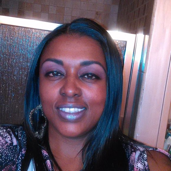 Meet your Posher, Hilda - Picture 1 of 1